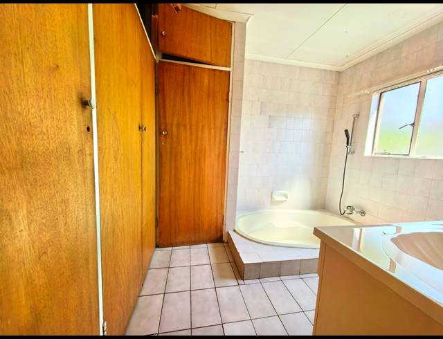 3 BEDROOM HOUSE FOR SALE IN SASOLBURG EXT 23